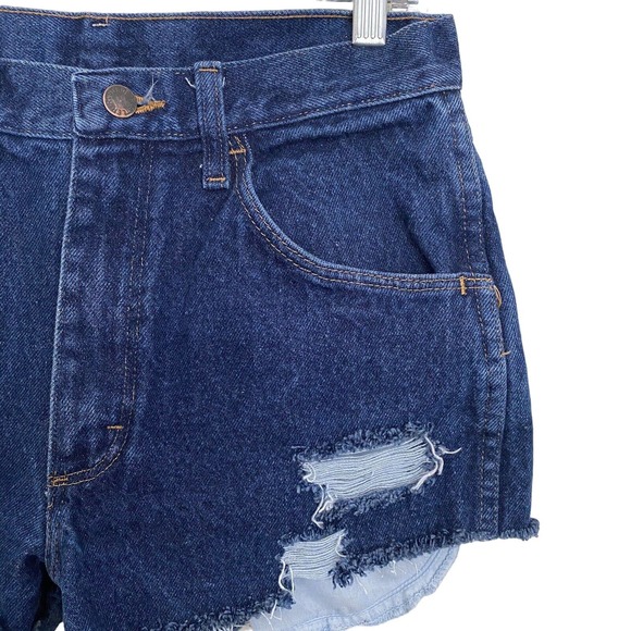 Rustler Upcycled High Rise Distressed Denim Cut-Off Shorts - Waist Size 30 - Picture 4 of 10
